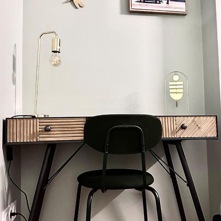Un Appartement En Centre Ville , A 2 Pas Du Chateau De Villers Cotterets Bagian luar foto